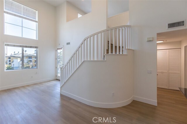 Foto del edificio - 2400 Scholarship