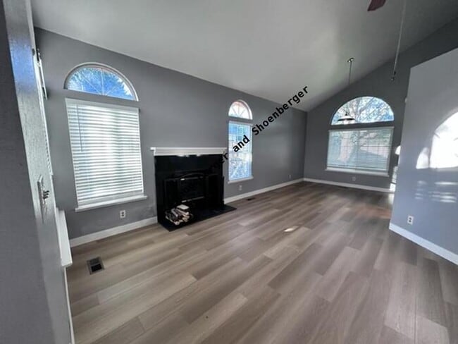 Building Photo - 6377 Moon Ridge Terrace
