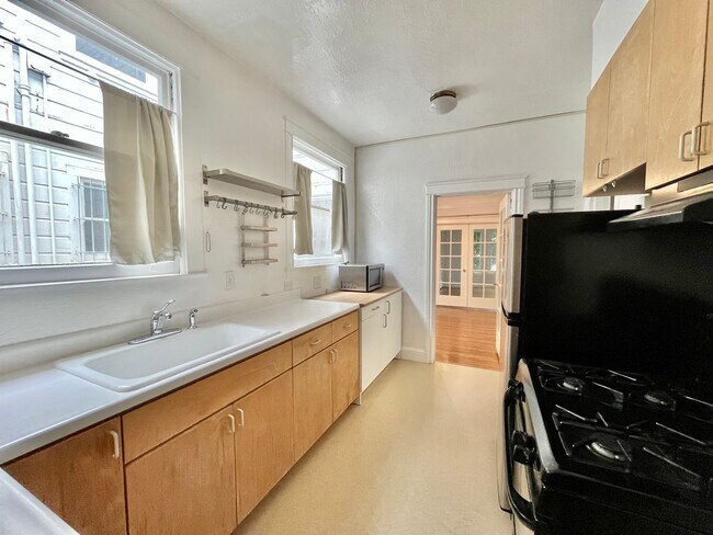 Foto del edificio - Charming 1 Bedroom Flat with a separate of...