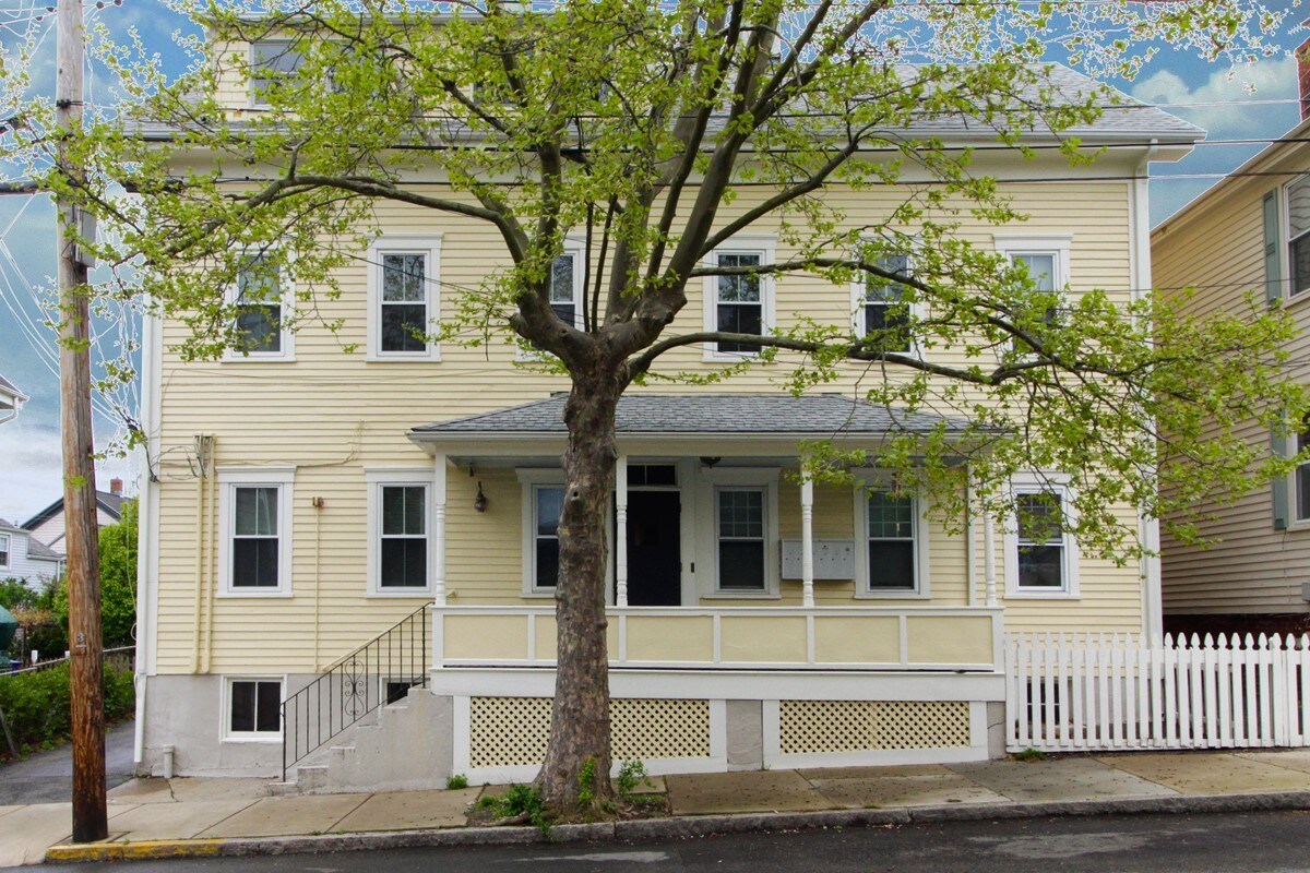 Street View - 32 Dearborn St