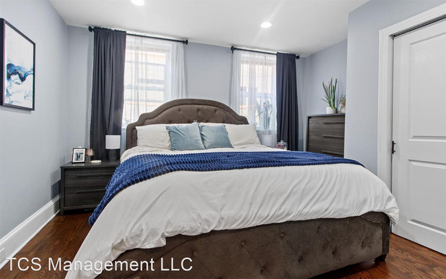 Foto del edificio - 2 br, 1.5 bath House - 2645 Webster St