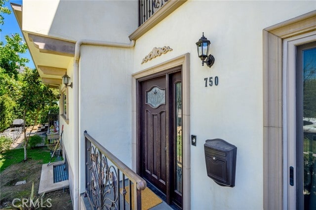 Foto del edificio - 750 E Orange Grove Ave