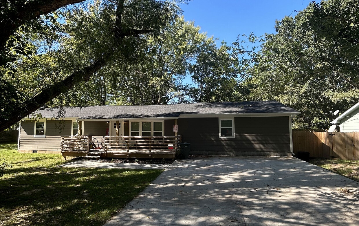 Photo - 2231 Laverne Ave (Fayetteville, AR)