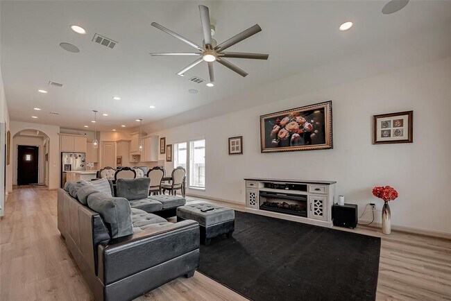 Foto del edificio - 17192 Wild Robin Ln