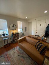 Building Photo - 918 S 12th St