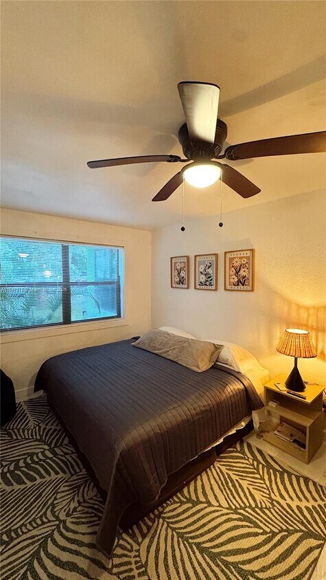 Foto principal - 460 NW 109th St