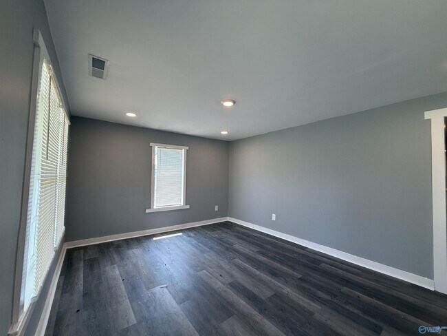 Foto del edificio - 23391 Mooresville Rd