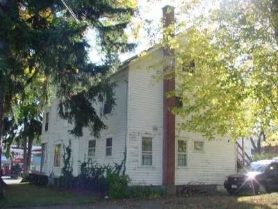 Primary Photo - 136 N Main St