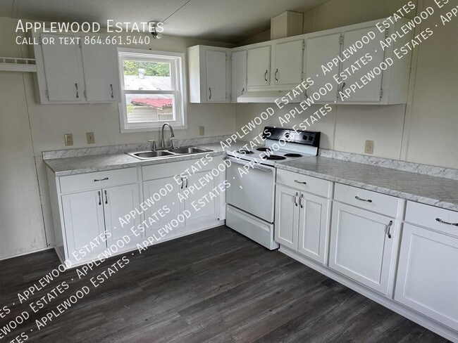 Foto del edificio - 251 Pebble Rock Cir