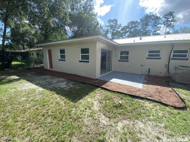 Building Photo - 3 br, 2 bath House - 4021 NW 31ST TERRACE