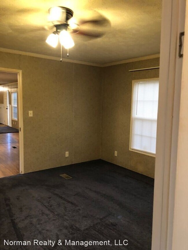 Building Photo - 3 br, 2 bath House - 132 S. Cheyenne Court