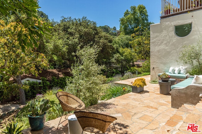 Foto del edificio - 8754 Arlene Terrace