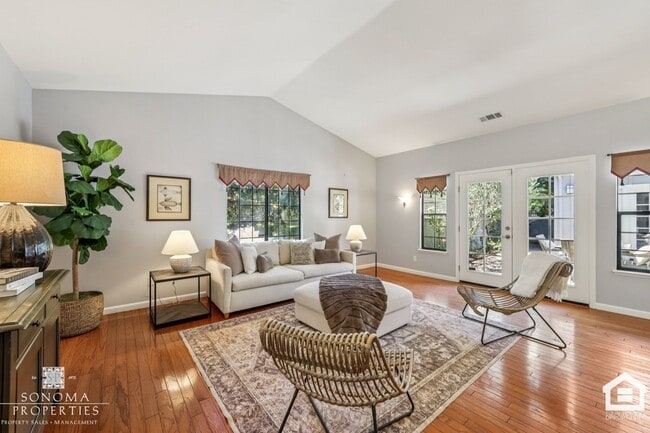 Foto del edificio - Spacious 3BD/2BA Home in Desirable Sonoma Greens Community