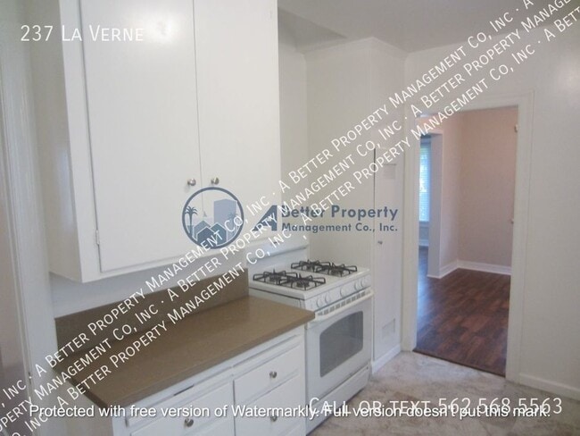 Building Photo - BELMONT HEIGHTS 2BED HOUSE w/PLANK HARDWOO...