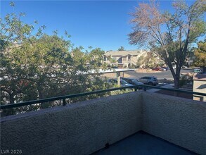 Building Photo - 5710 E Tropicana Ave
