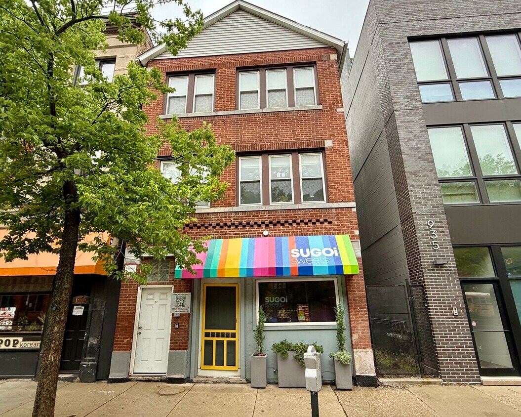 Foto principal - 937 N Ashland Ave