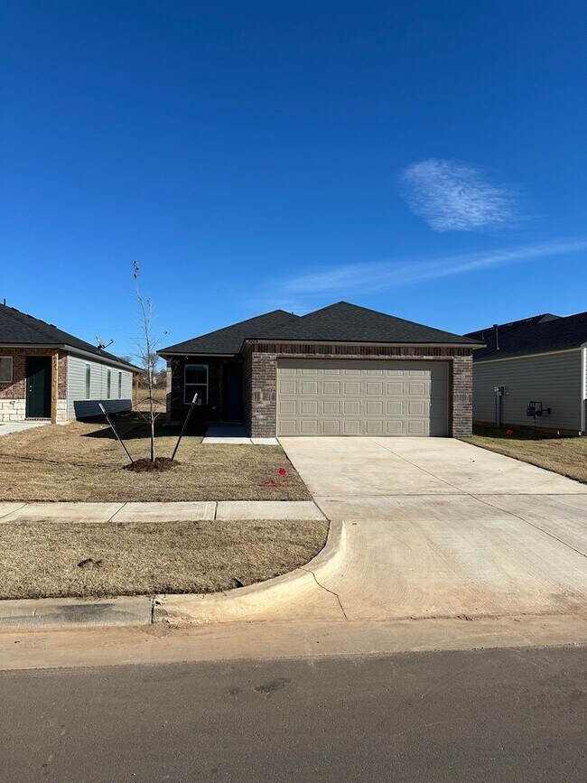 Foto del edificio - *MARCH MADNESS SAVINGS!* BRAND NEW Three B...