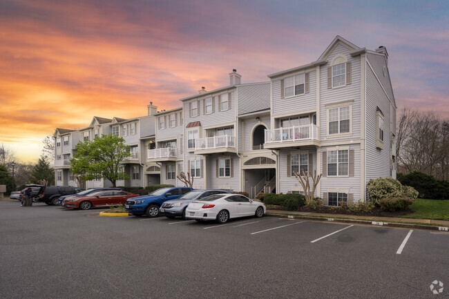 Alternate View - Gunston Corner Condominiums
