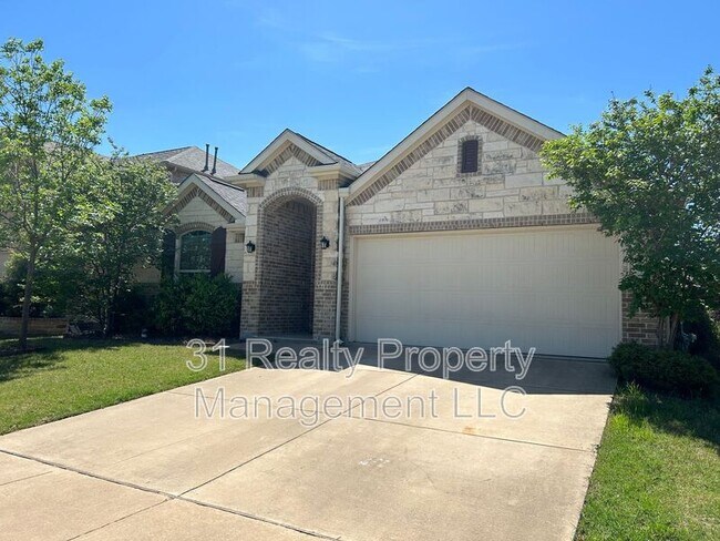 Building Photo - 16616 Central Garden Ln