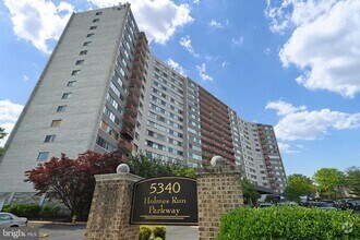 Building Photo - 5340 Holmes Run Pkwy
