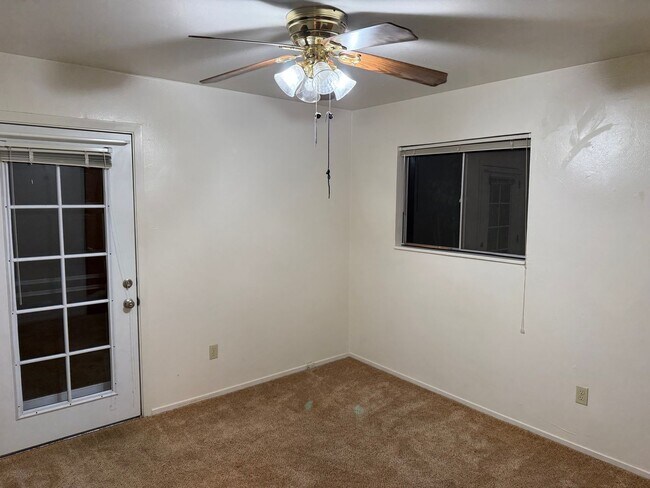 Foto del edificio - Quiet 2BR Foothills Home