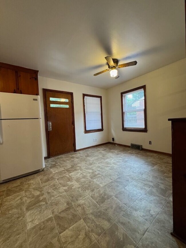 Foto del edificio - 908 N Audubon Ave