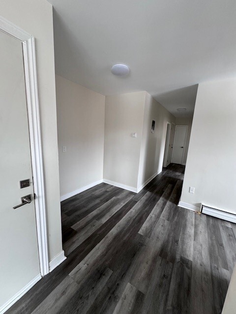 Photo du bâtiment - 95 Evans Ave