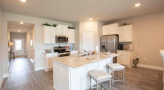 Building Photo - 309 Emerald Cove St
