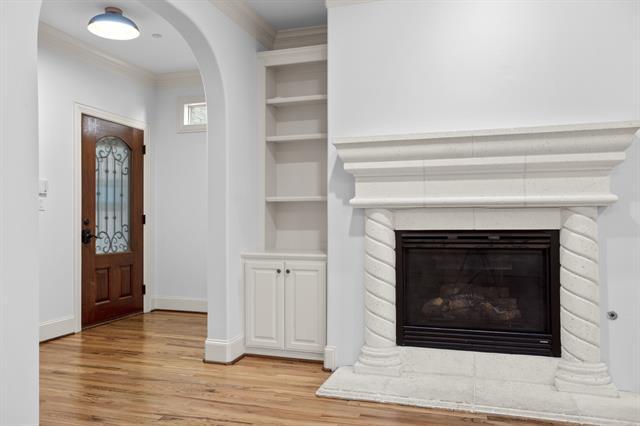 Foto del edificio - 5801 Hillcrest Ave
