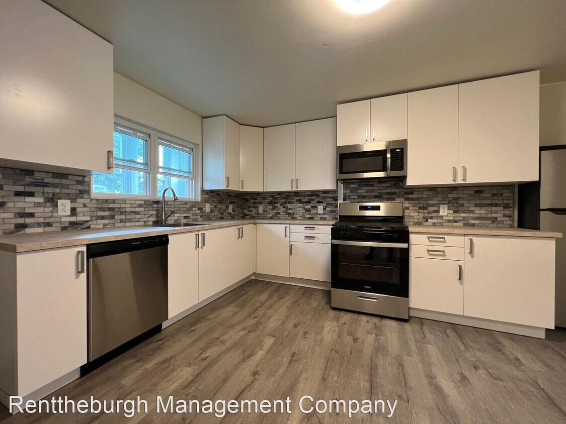 Foto principal - 3 br, 1 bath House - 119 Clover street