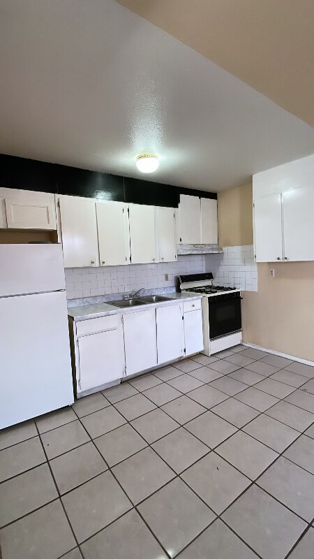 Building Photo - 103 Riverview Ct