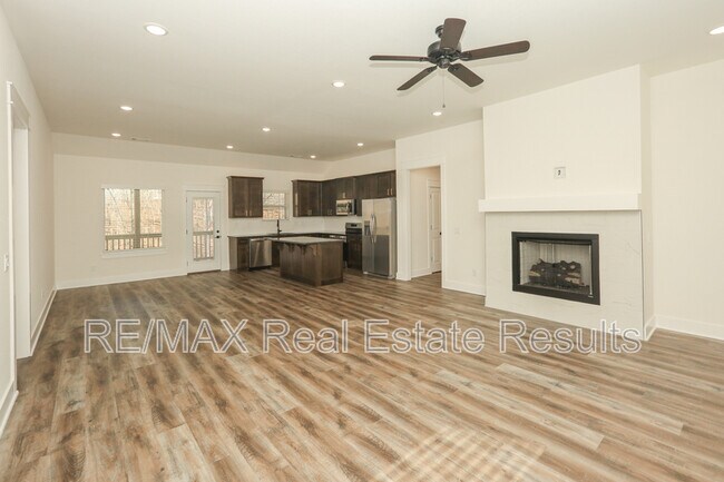 Foto del edificio - 12 Celtic Dr