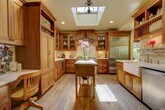 Primary Photo - 425 Cascade Dr