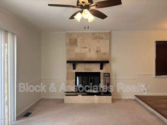 Foto del edificio - 726 Branniff Dr