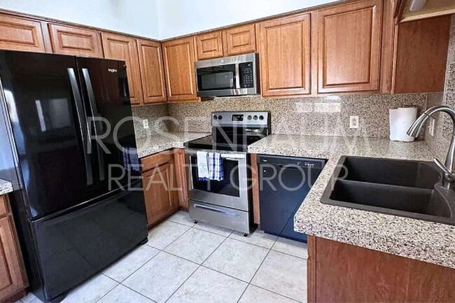 Foto del edificio - Charming 2-bedrooms, 1-bath condo in the h...