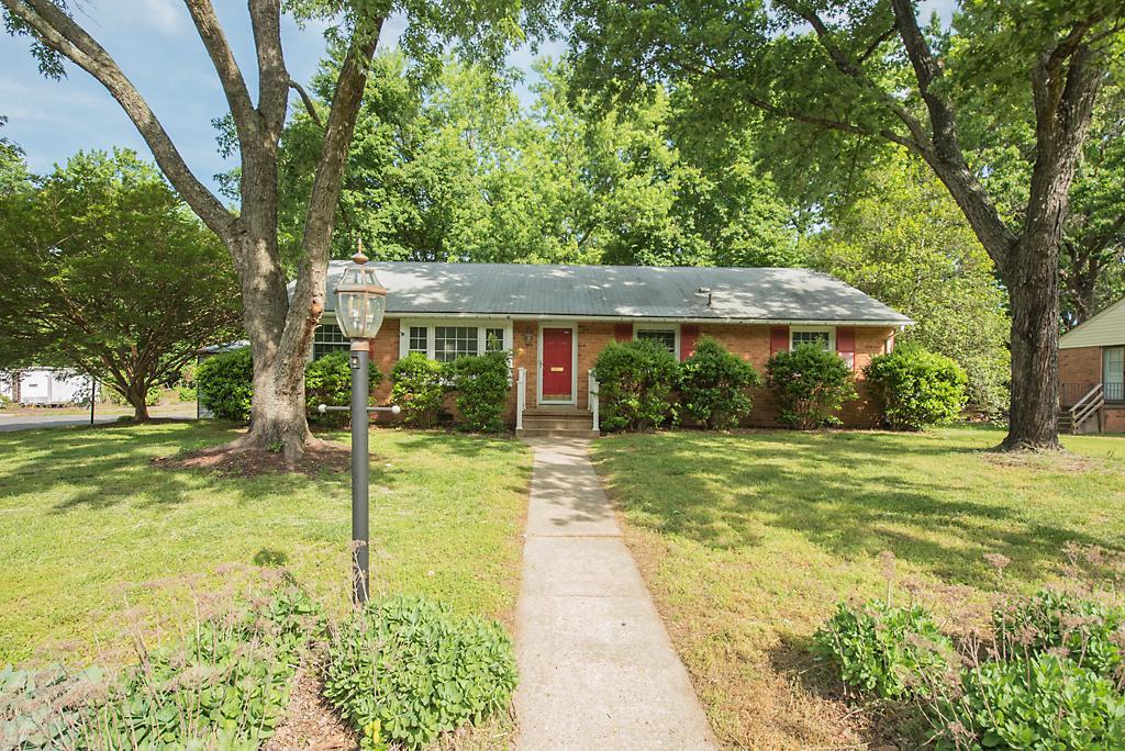 1400 Fernleaf Drive House for Rent in Richmond, VA