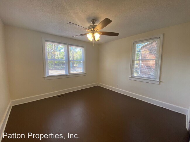 Building Photo - 1426-1430 Sunnyside Dr