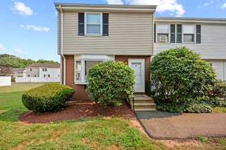 Building Photo - 8 Allspice Ln