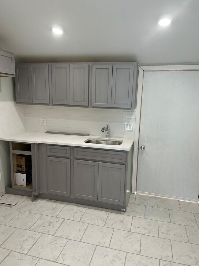 Foto del edificio - Coming soon!