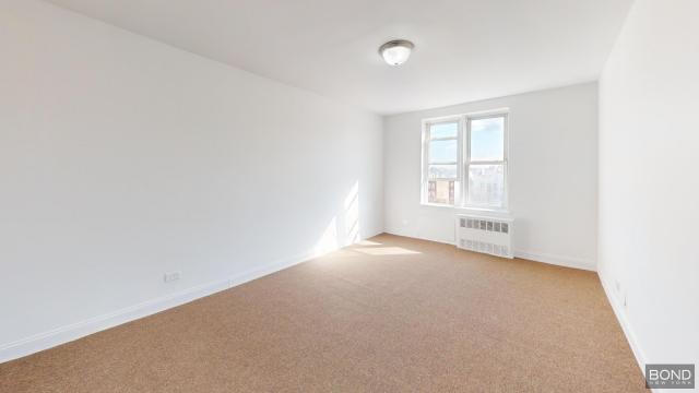 Foto principal - 2 bedroom in BRONX NY 10458