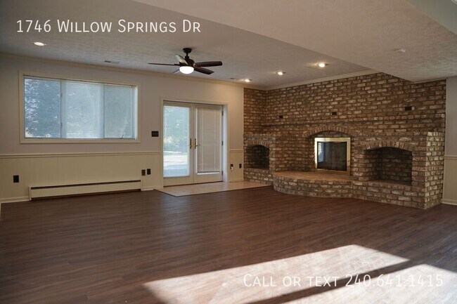 Foto del edificio - 1746 Willow Springs Dr