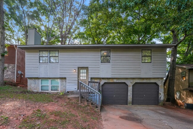 Building Photo - 1102 Cherokee Heights