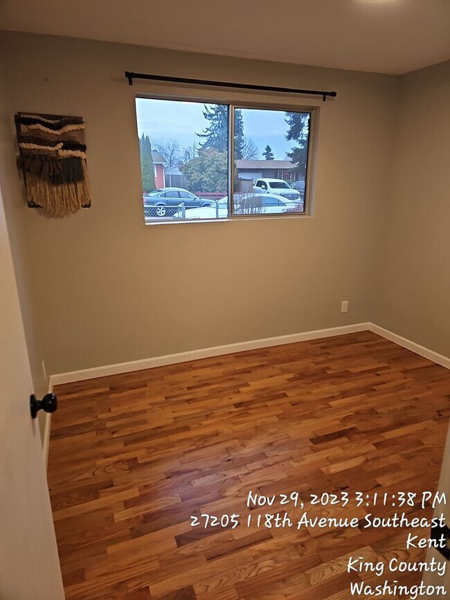 Foto del edificio - Kent rambler ready for move in!  3 bedroom...