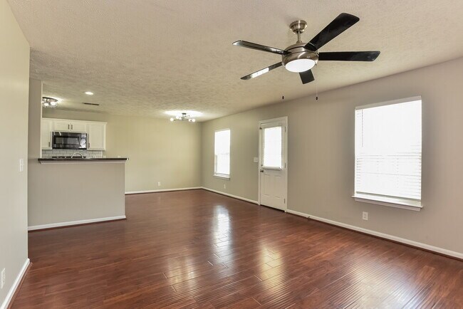 Building Photo - 105 Meigs Dr