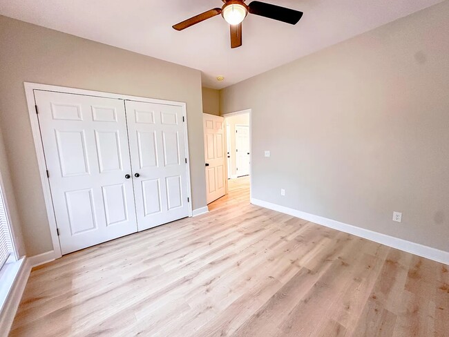 Building Photo - 228 Sylvan Rd