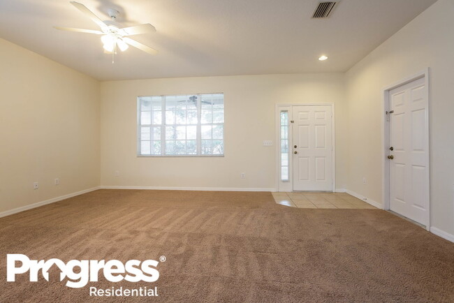 Building Photo - 6327 Bridgecrest Dr