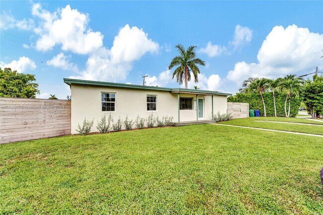 Building Photo - 11250 SW 46th St
