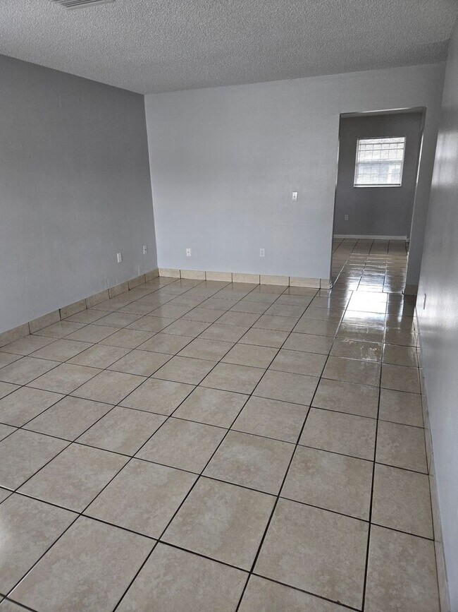 Foto del edificio - Central Lakeland Duplex