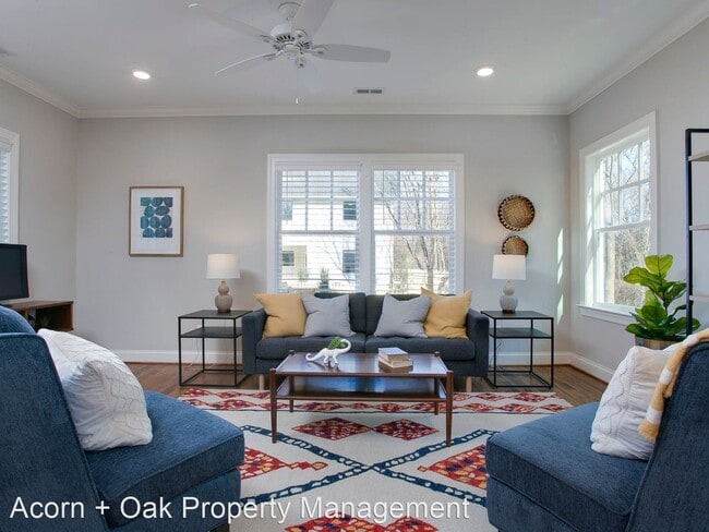 Building Photo - 3 br, 2.5 bath House - 1108 N Hyde Park Av...