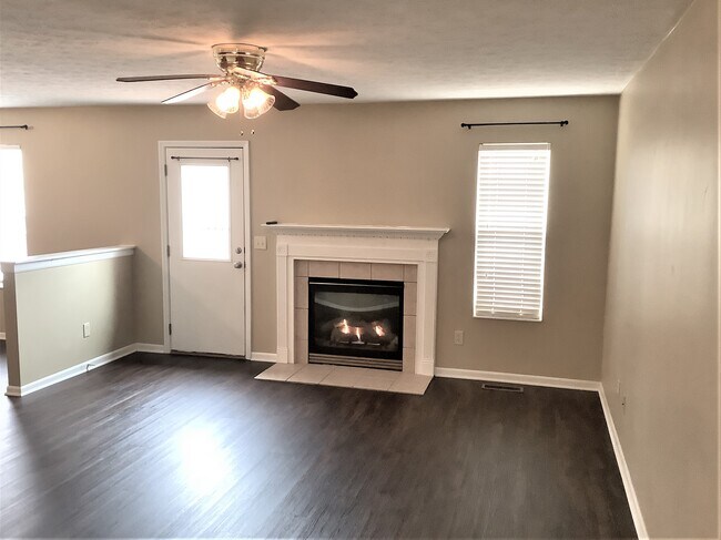 Foto del edificio - 200 Hedgington Ct